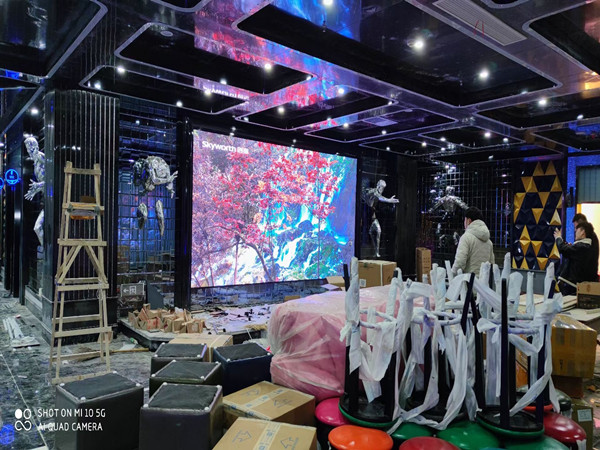 防城港室内P2.5全彩显示屏